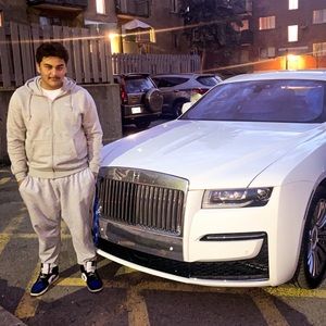 Meet your Posher, Joseluis